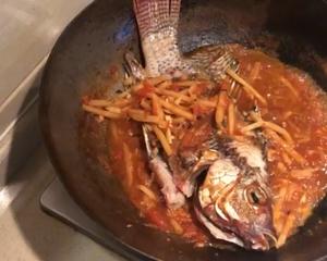 「Panga菜谱」
老友酱焖鱼的做法 步骤5