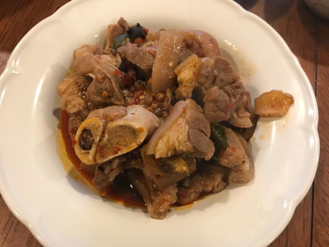 麻辣猪蹄