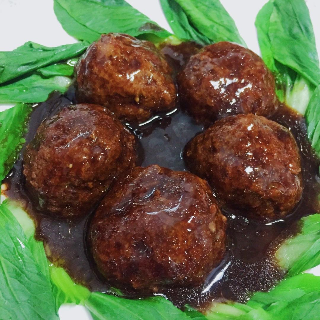 四喜丸子/红烧狮子头 Chinese Meatballs