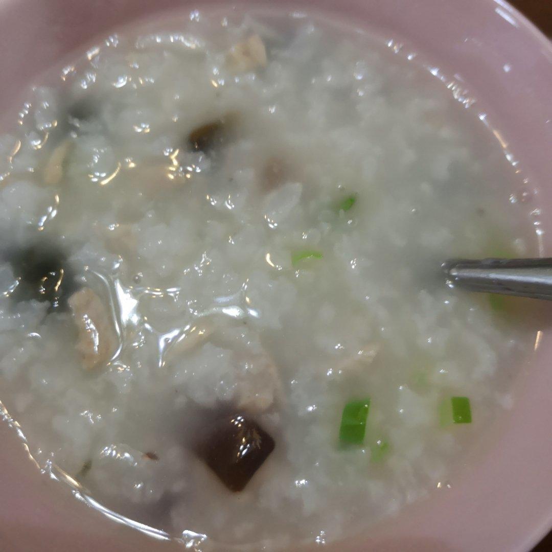 皮蛋瘦肉粥