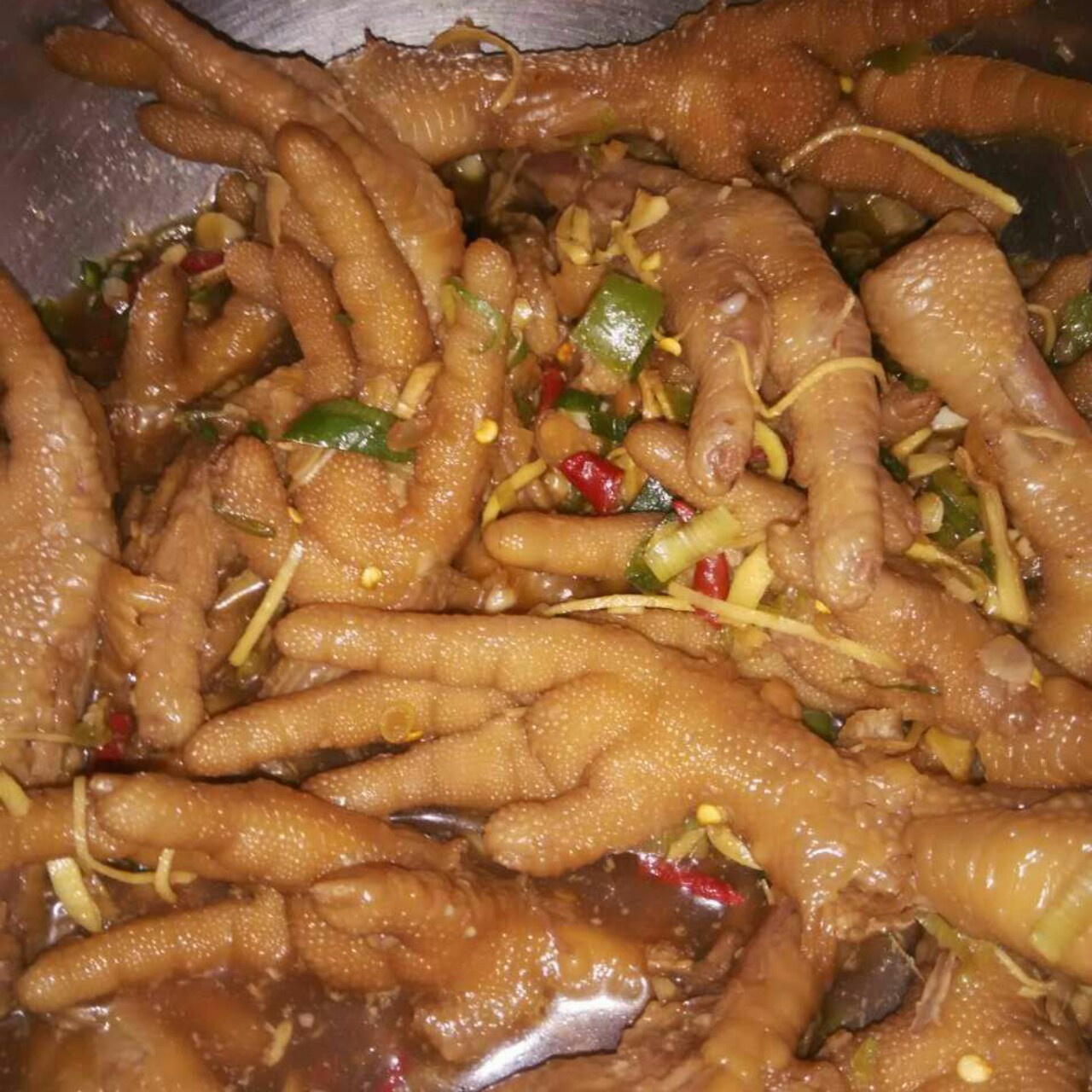 卤鸡脚