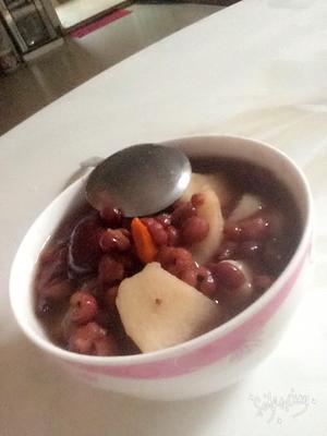 红豆薏米＋山药红枣枸杞粥的做法 步骤3
