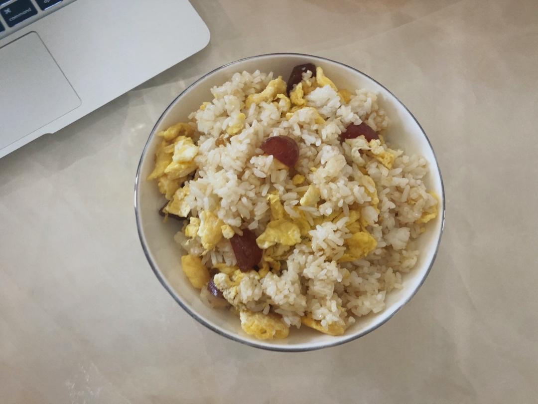 家常蛋炒饭