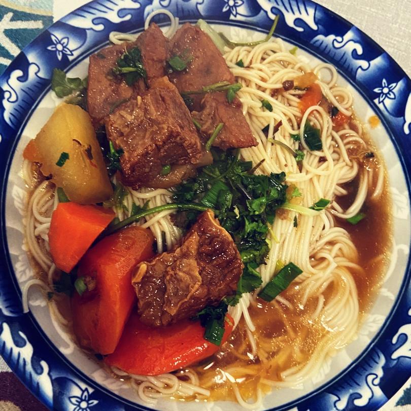 自制红烧牛肉面～