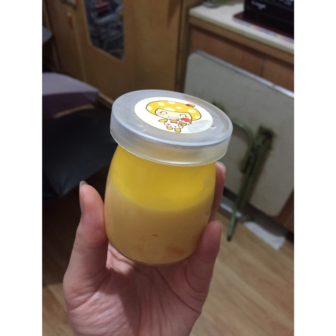 芒果纯酸奶慕斯