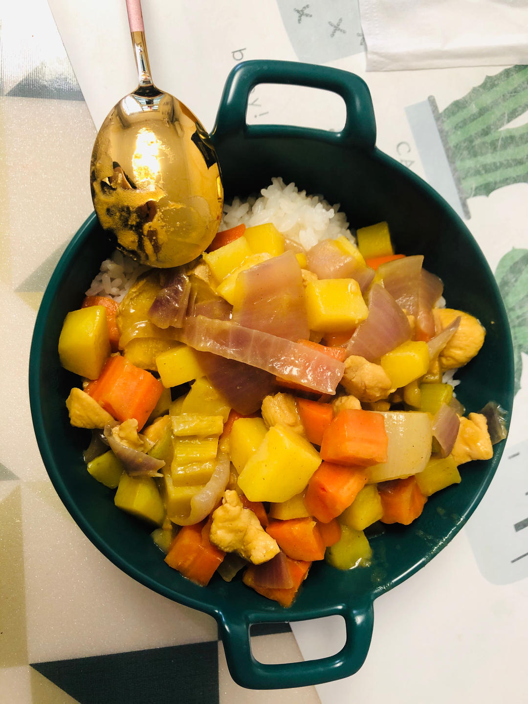 咖喱鸡肉饭