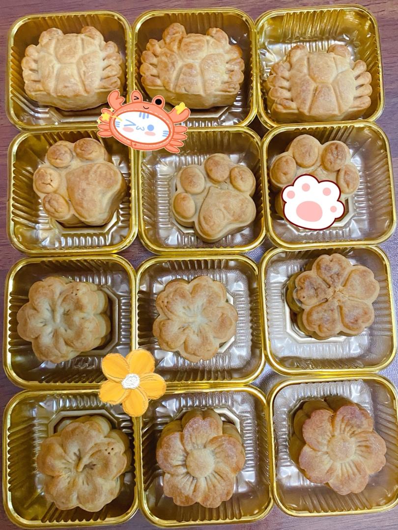 广式月饼—蛋黄莲蓉月饼