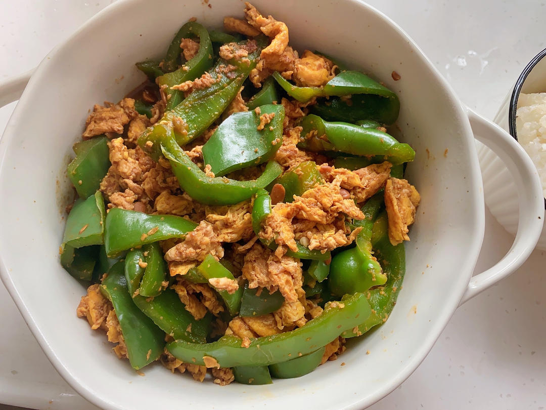 “东北yyds鸡蛋酱”太费米饭了！3步搞定超简单！