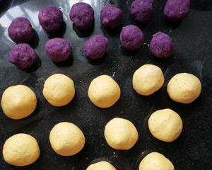 南瓜饼(紫薯馅)的做法 步骤1