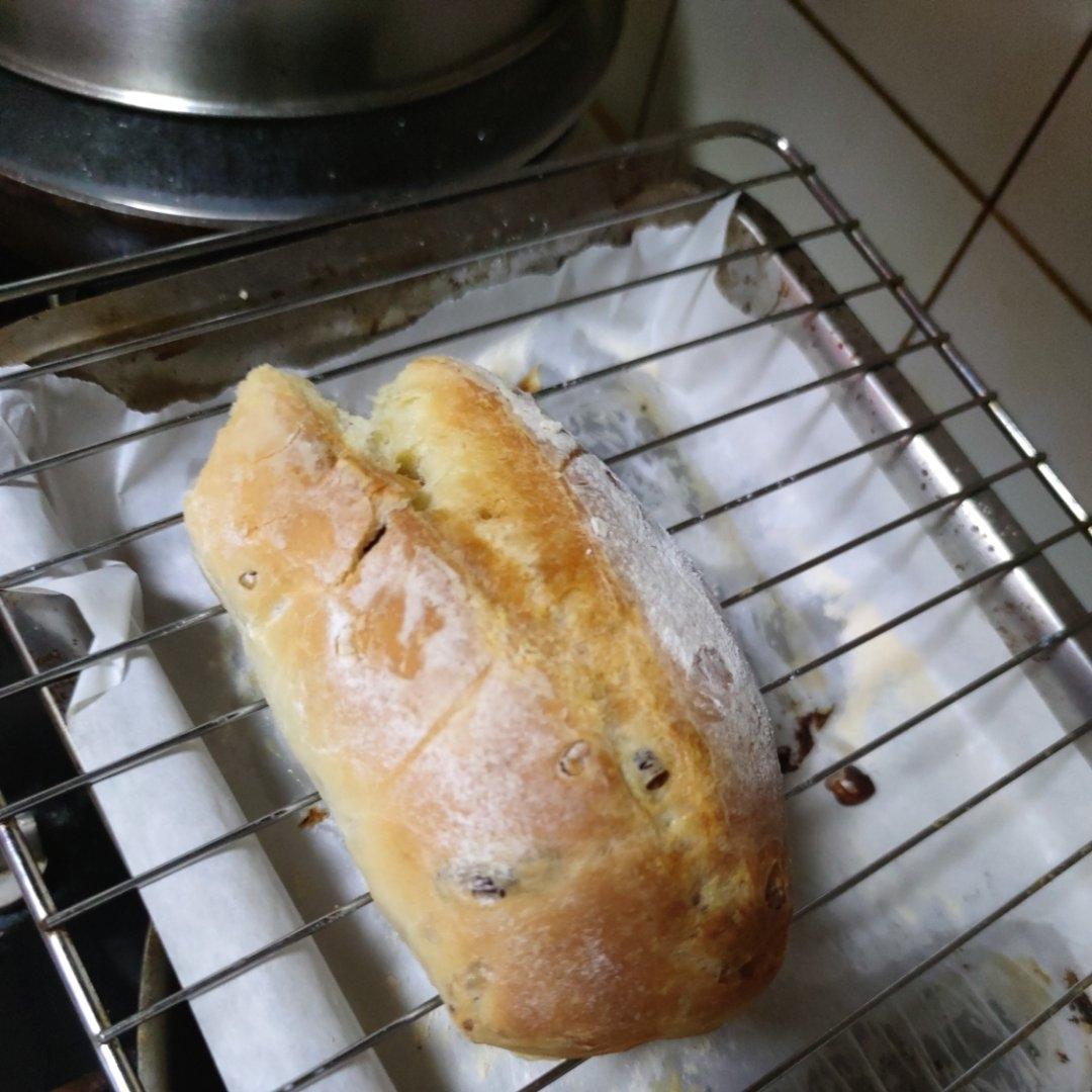 葡萄干核桃软欧包