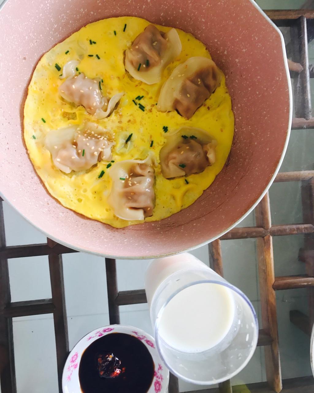 周周今天吃什么。