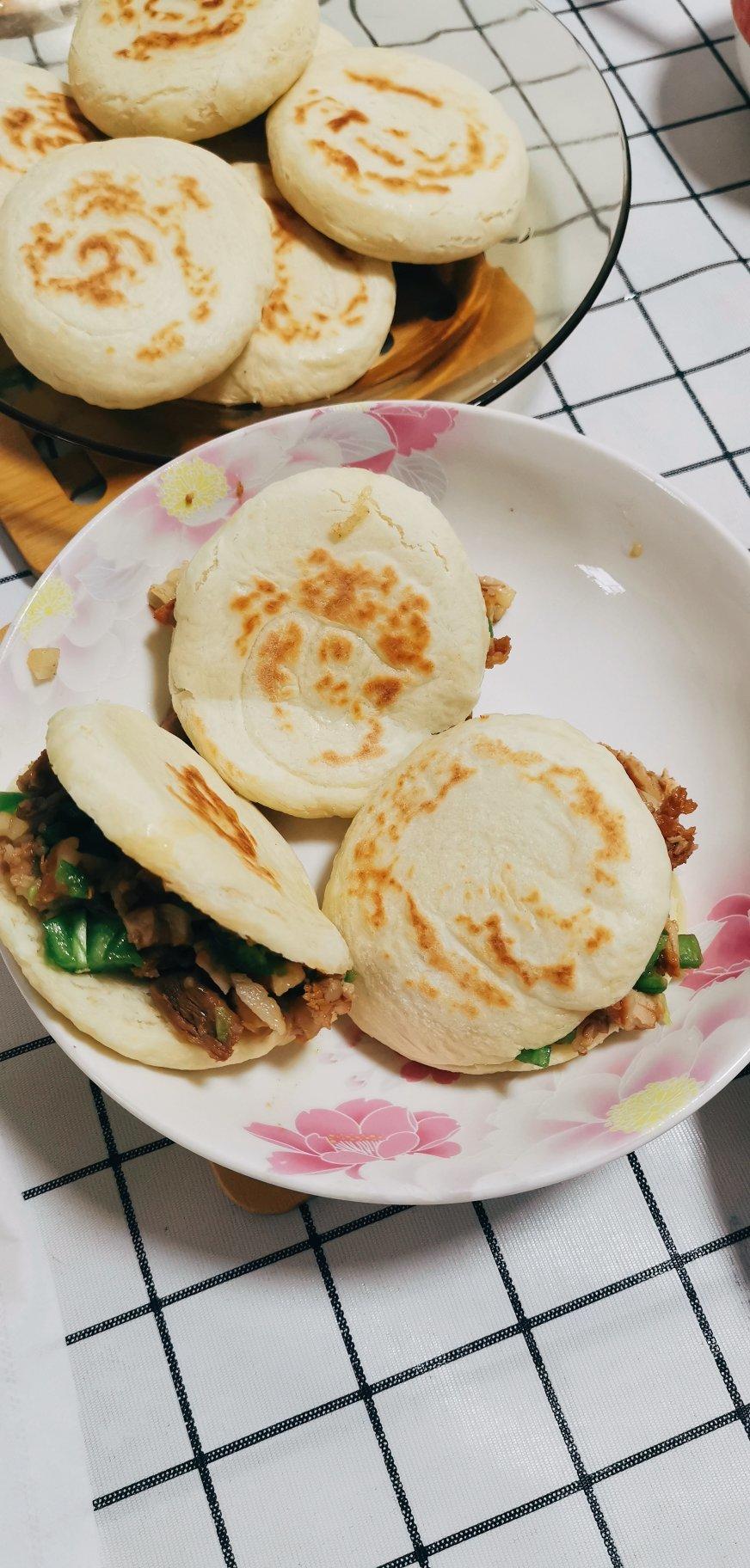 肉夹馍(白吉馍的制作)
