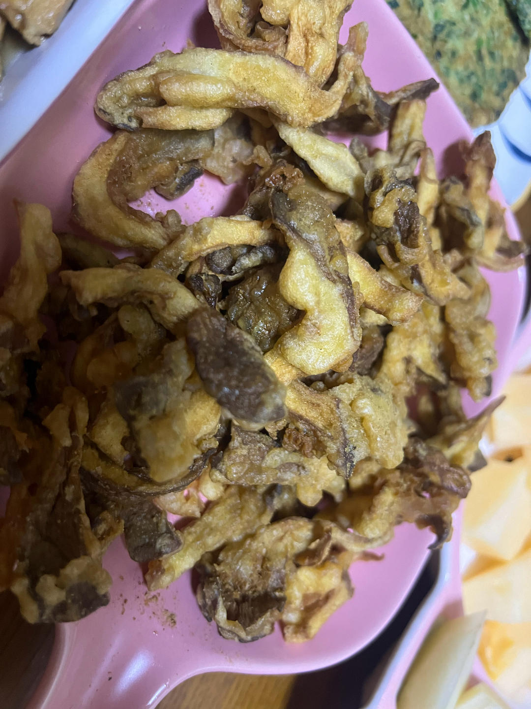 炸蘑菇用不用焯水？裹淀粉还是面粉？厨师长告诉你