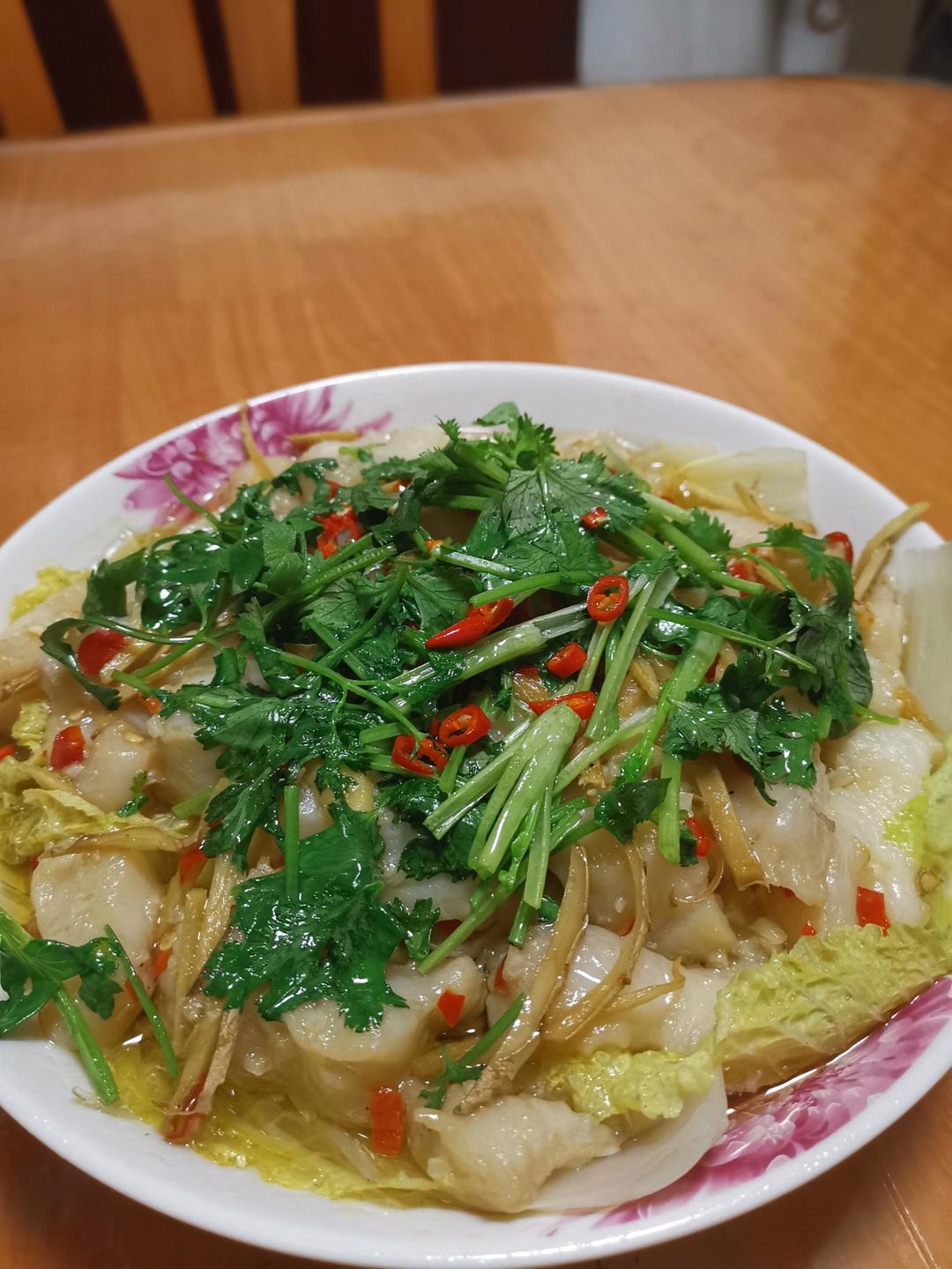 15分钟搞定【蒜蓉粉丝蒸龙利鱼】，入夏前多吃它准能瘦！