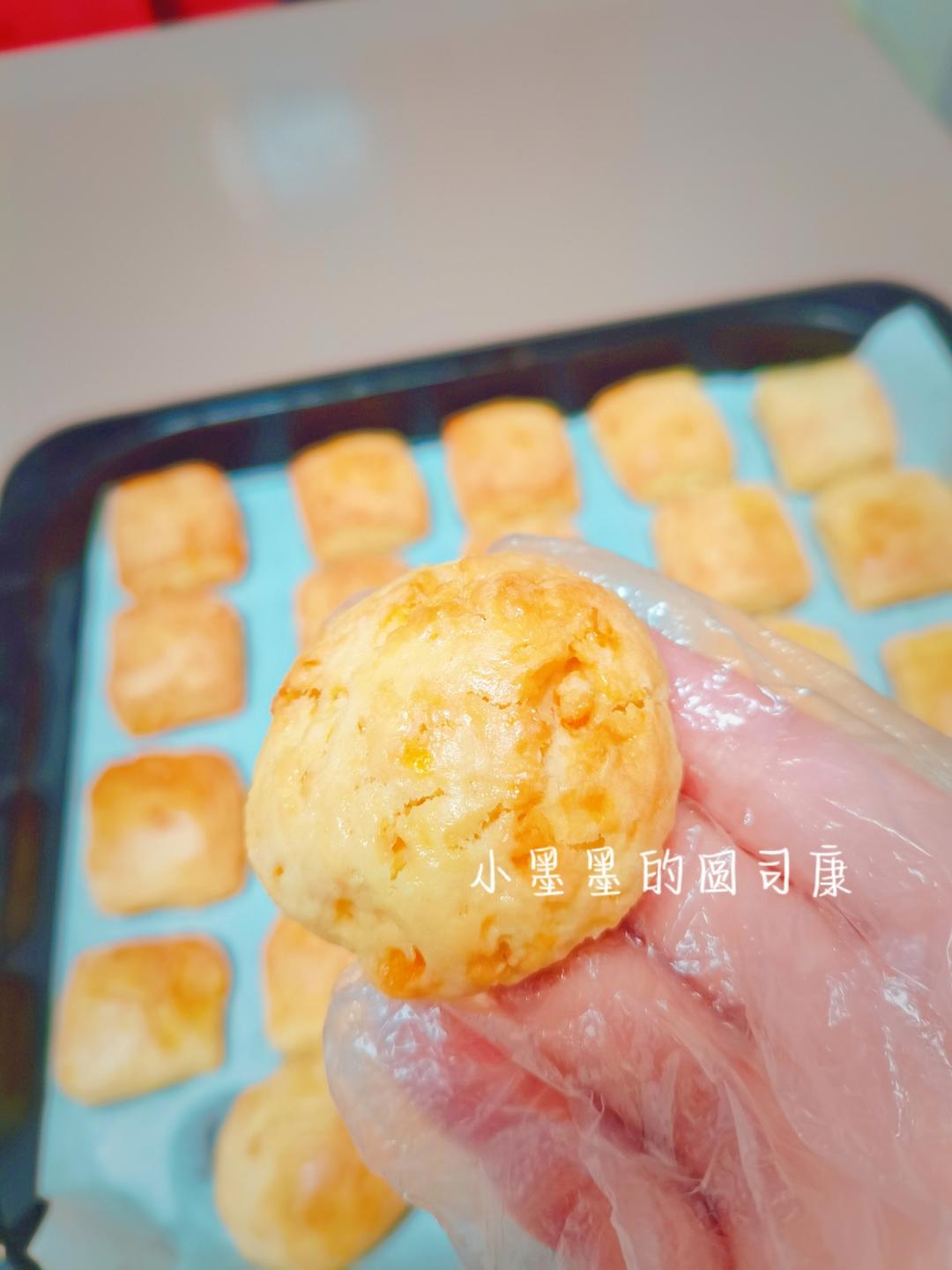 【视频】3分钟 奶油司康Scone(可能是世界上最快手的司康) 消耗淡奶油～