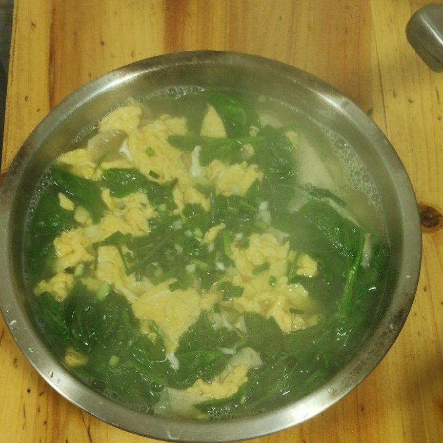 快手解腻汤：鸡毛菜鸡蛋汤