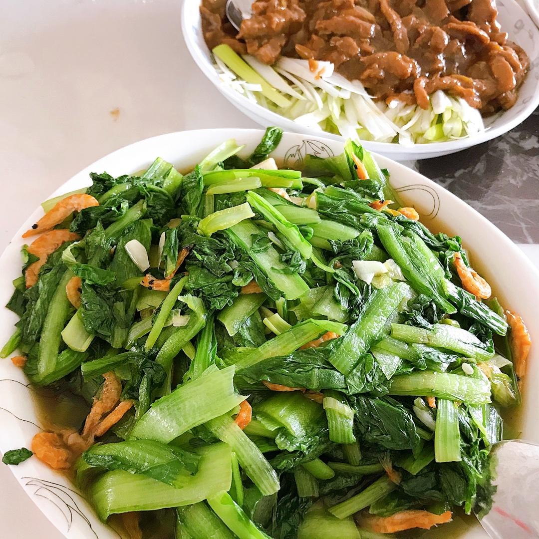 超级好吃的虾皮小白菜