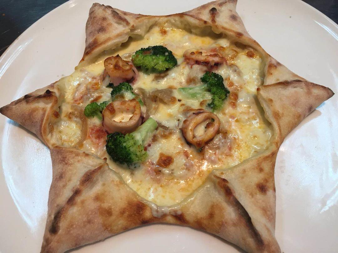 8寸纯手工什锦披萨