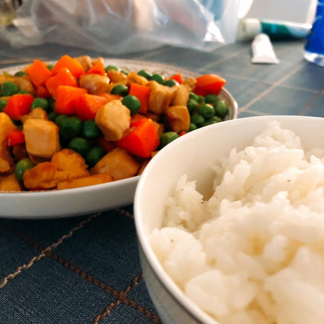 豌豆炒肉末