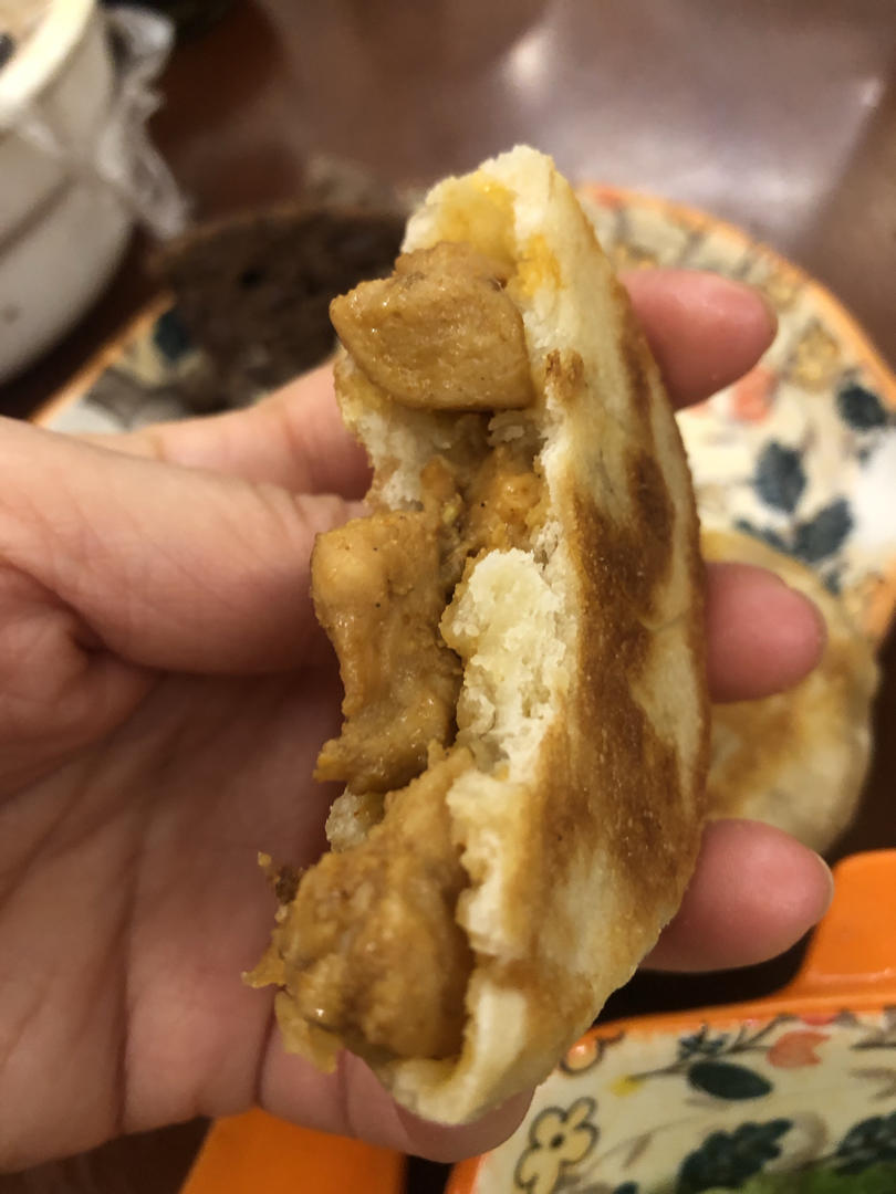 皮薄馅大🔥鲜嫩多汁的香酥孜然鸡肉饼‼️巨好吃