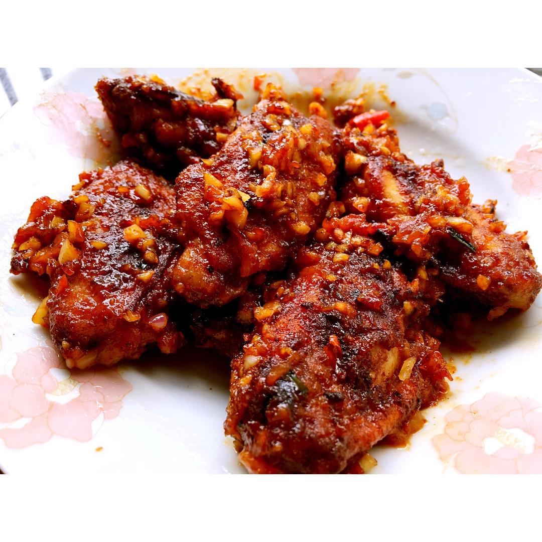 韩式炸鸡配啤酒（内含两种酱汁做法）