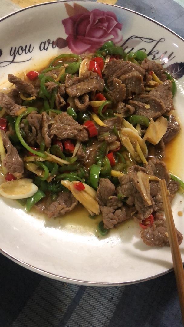 小炒牛肉（小白也可以做的超好吃！！）
