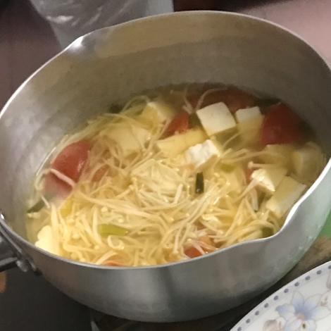 低卡高蛋白番茄豆腐汤