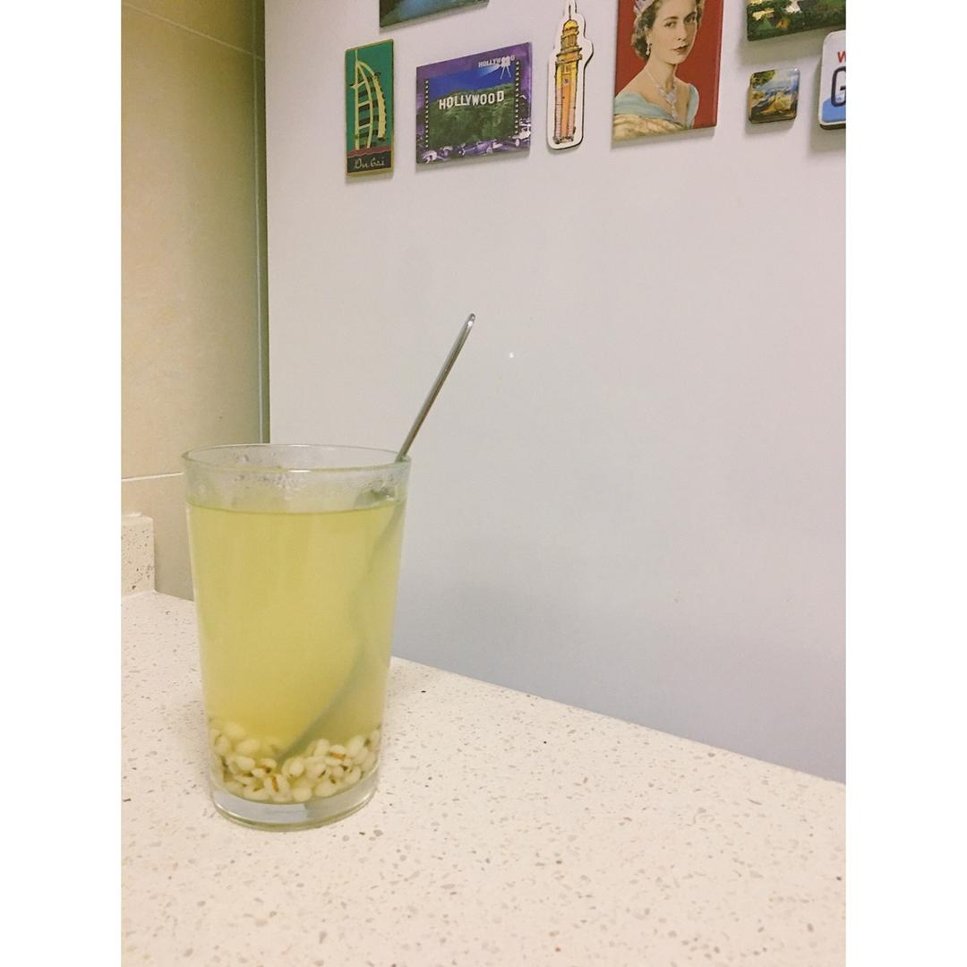 柠檬薏米水