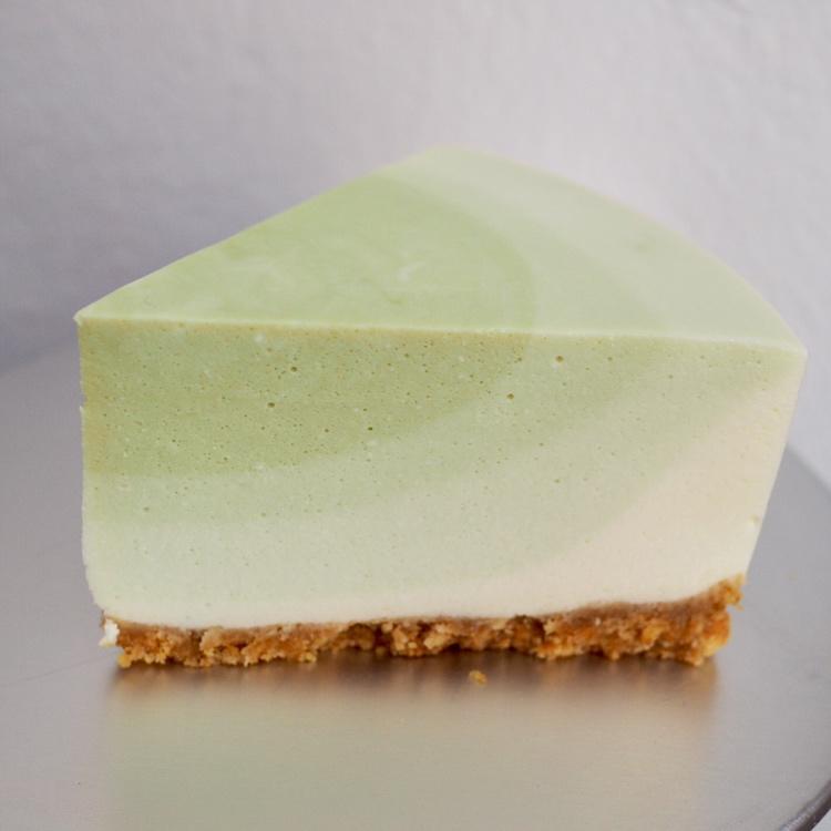 渐变抹茶慕斯蛋糕：我Amanda带着既美又作的抹茶甜点又来了！【曼食慢语】