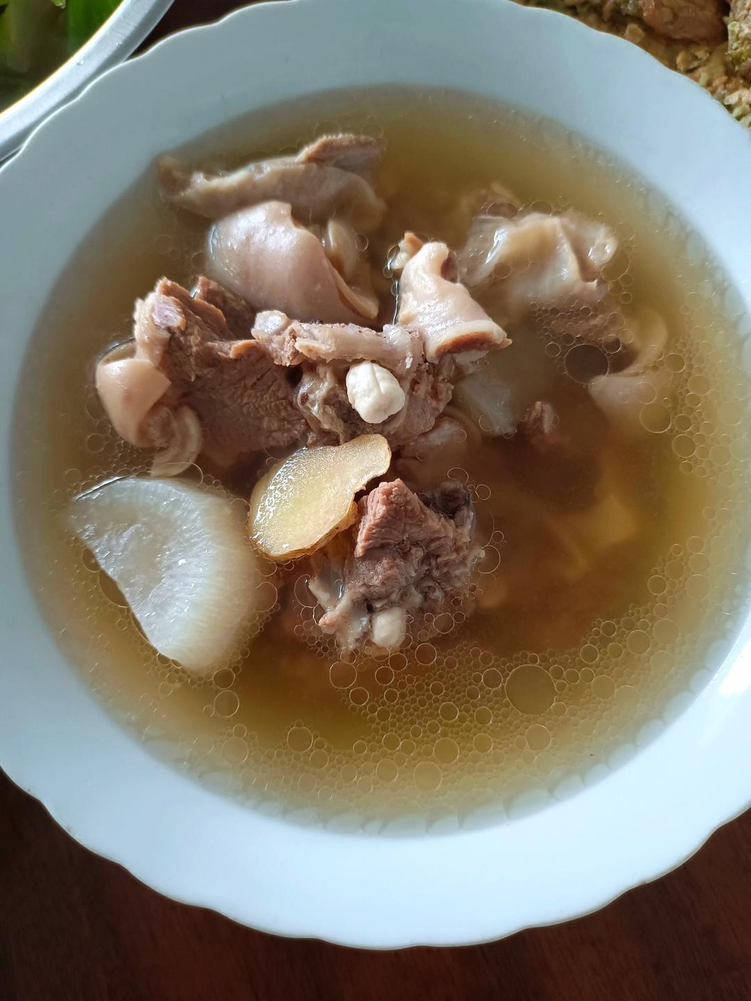 羊肉炖白萝卜