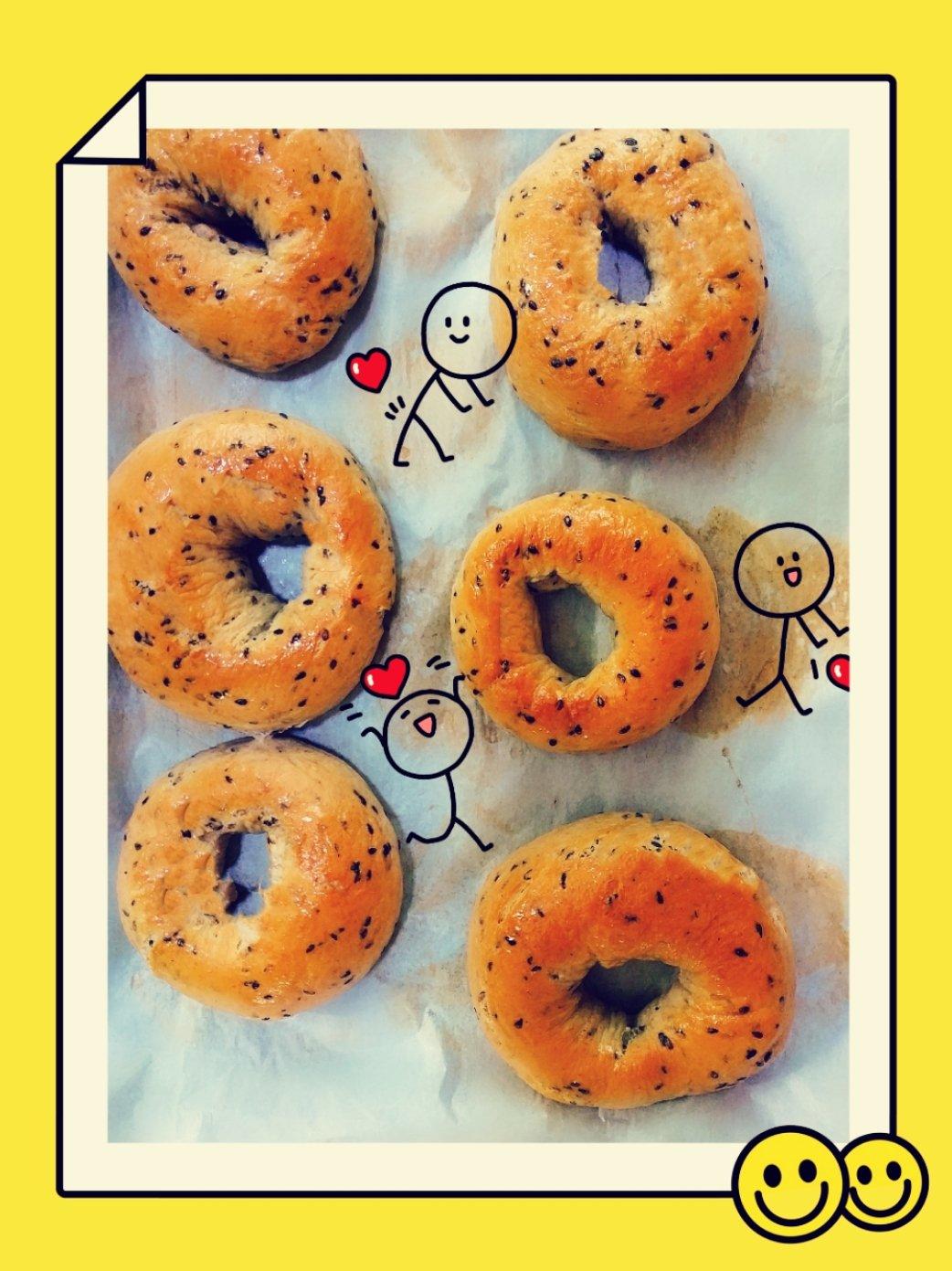 黑芝麻全麦贝果