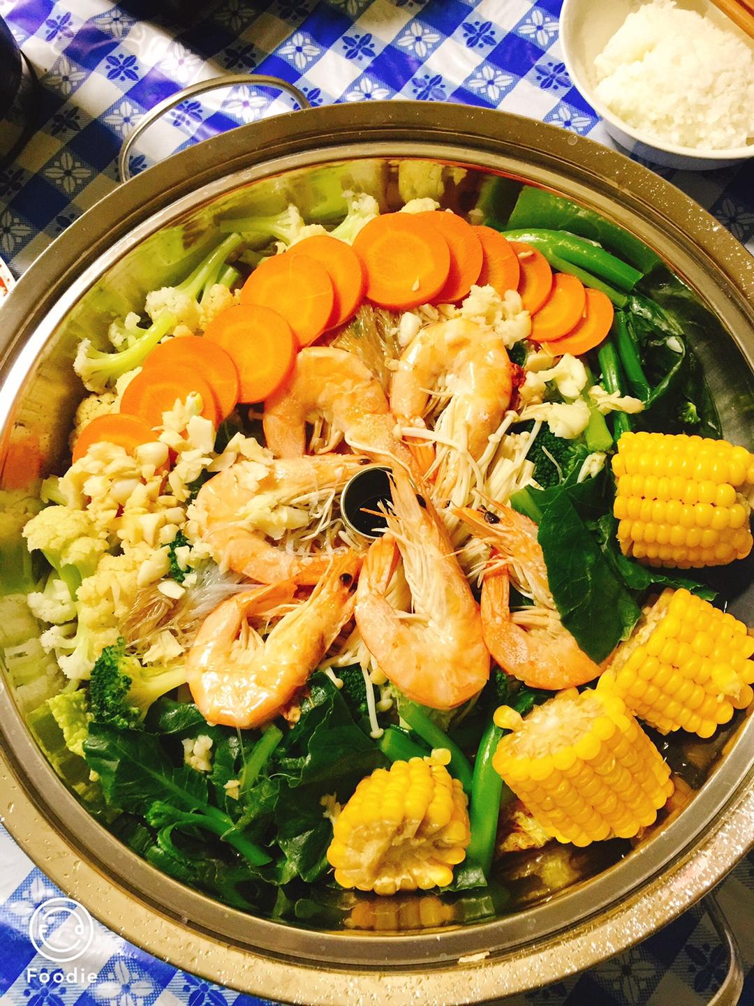 味极鲜,蚝油蒜末,姜末汽锅蒸时蔬的做法各种蔬菜都可以用,娃娃菜,金针