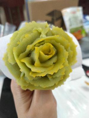 韩式豆沙霜裱花的做法 步骤3