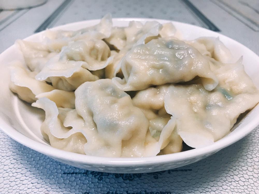 芹菜木耳虾皮鸡蛋素饺子
