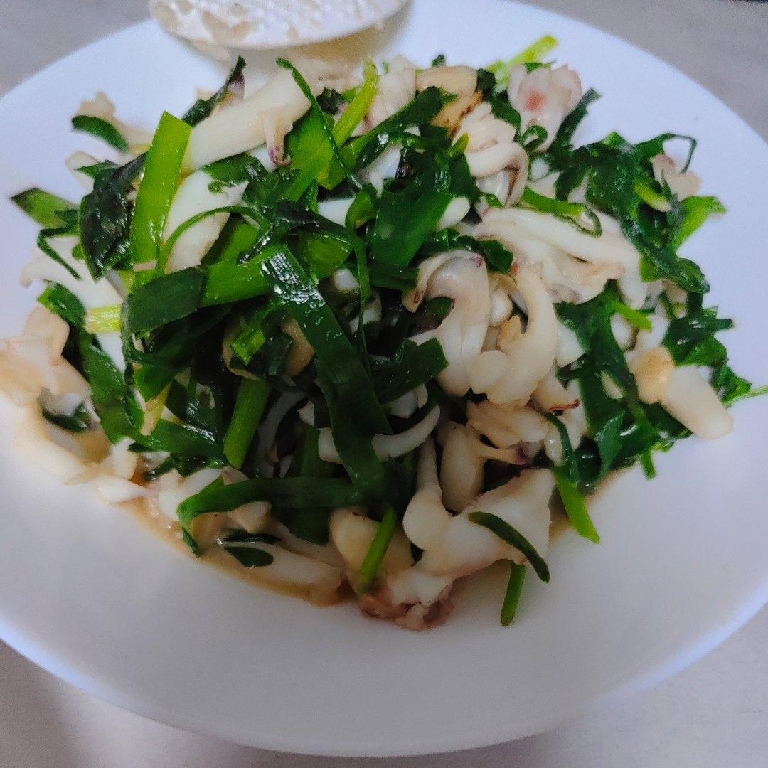 墨鱼炒韭菜