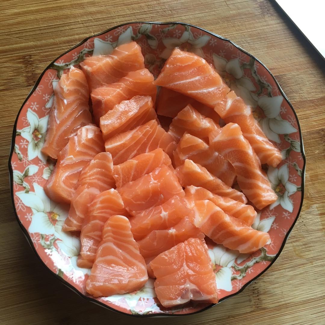 林的2008做的刺身三文鱼