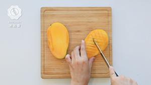 椰香芒果粽的做法 步骤3