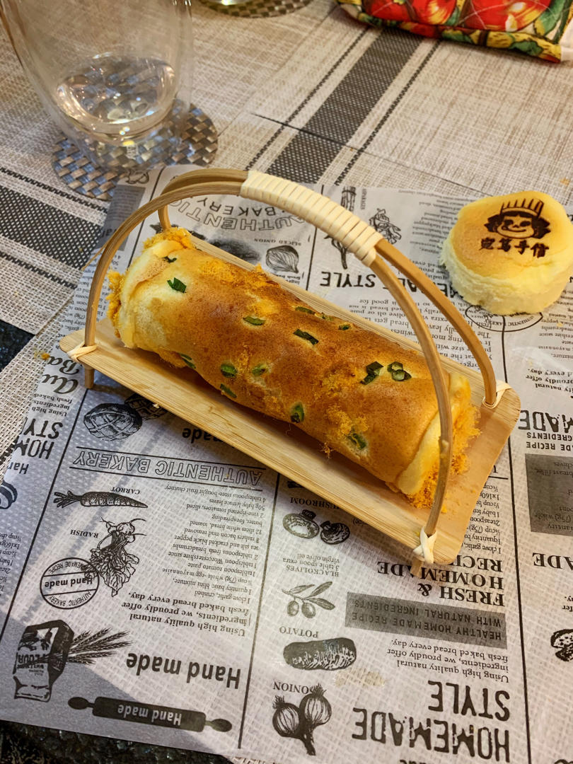 香葱肉松蛋糕卷