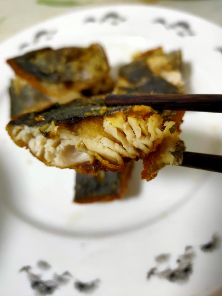 香煎鲅鱼(外酥里嫩!)的做法