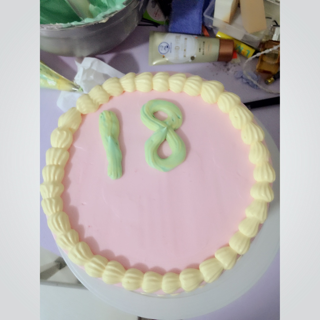 低成本裱花练习用的假“奶油”