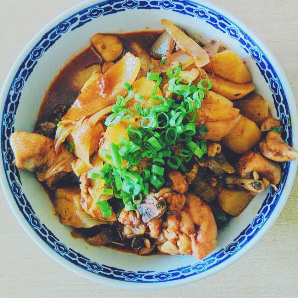 红烧土豆炖鸡腿