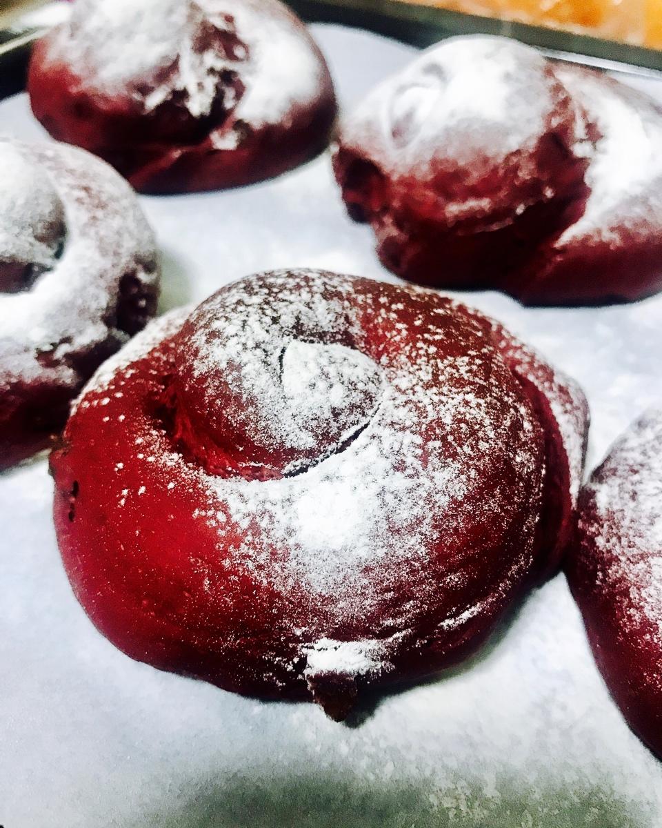 红曲蔓越莓小面包