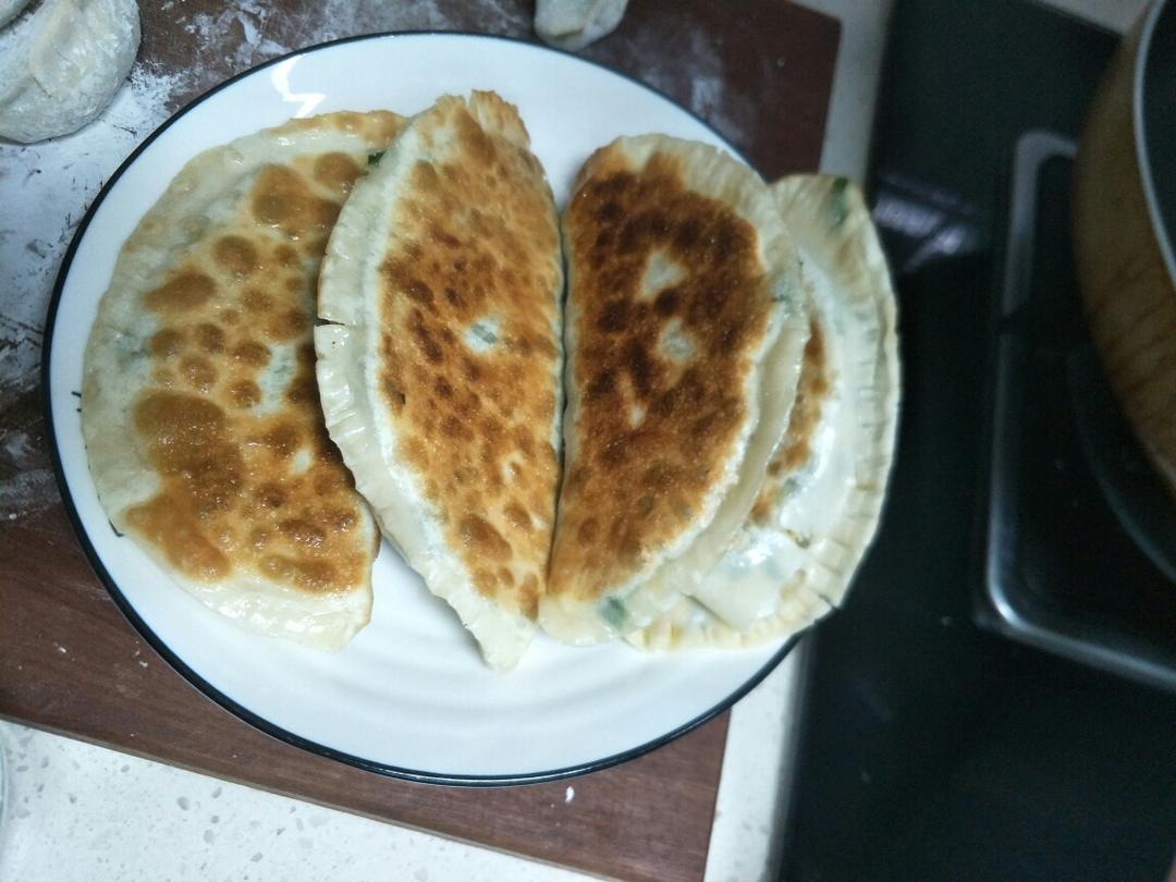 饺子皮韭菜盒子的做法