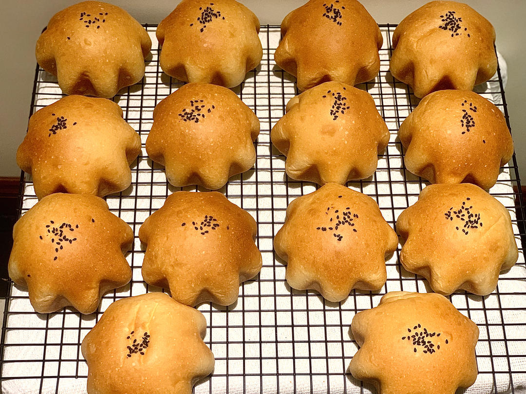 糯叽叽的黄米包