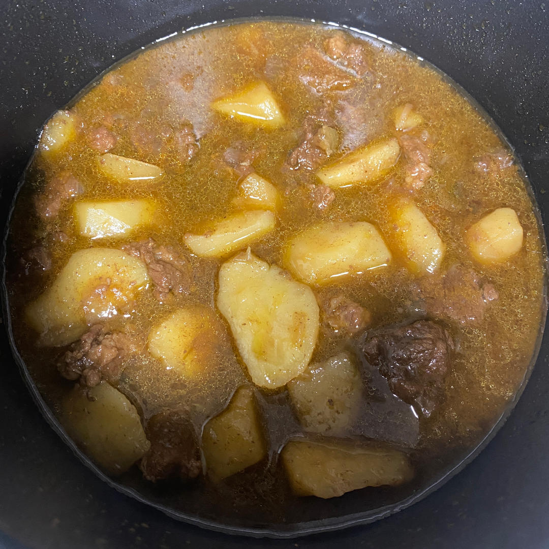 沙沙土豆胡萝卜炖牛肉