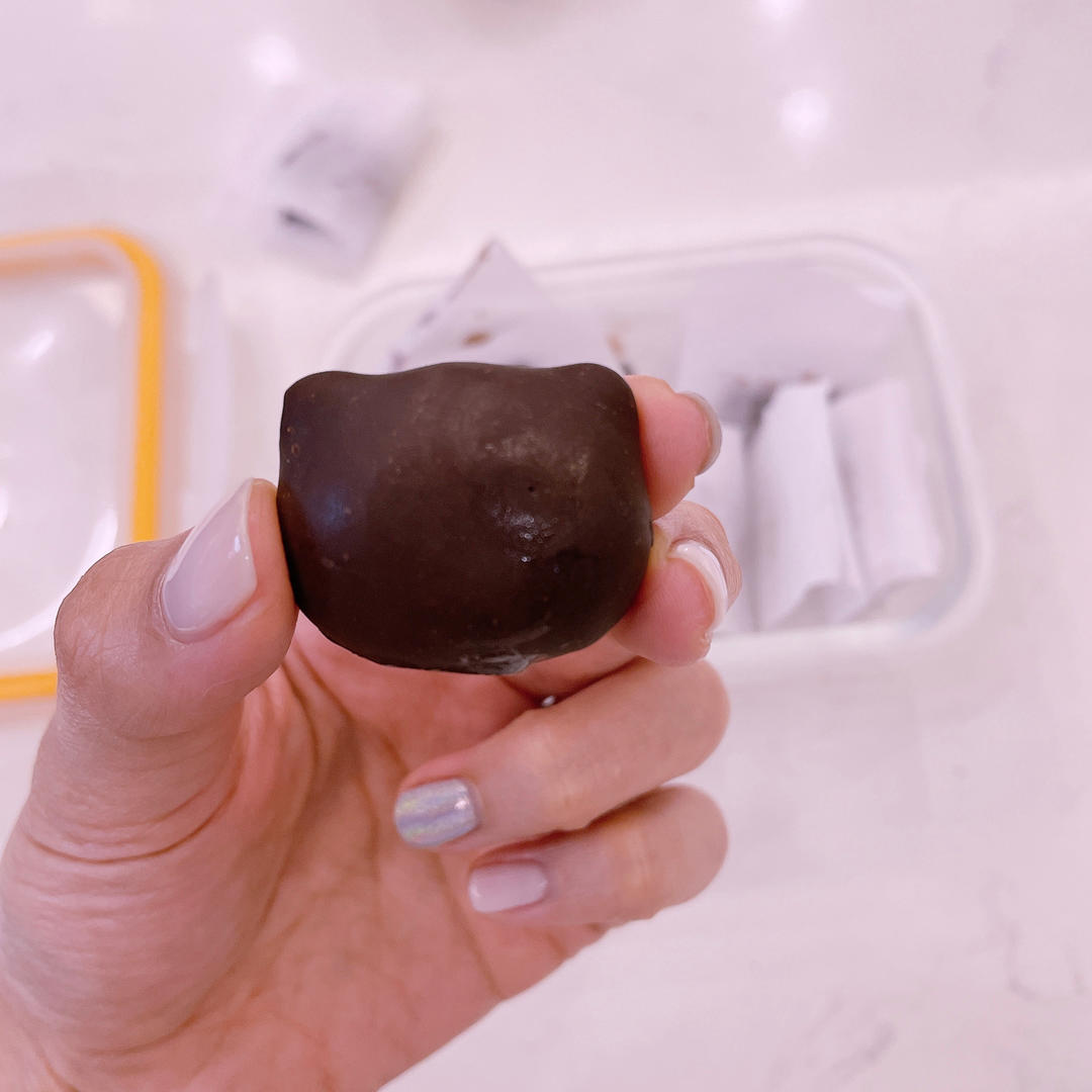 芒果脆皮方块冰激凌