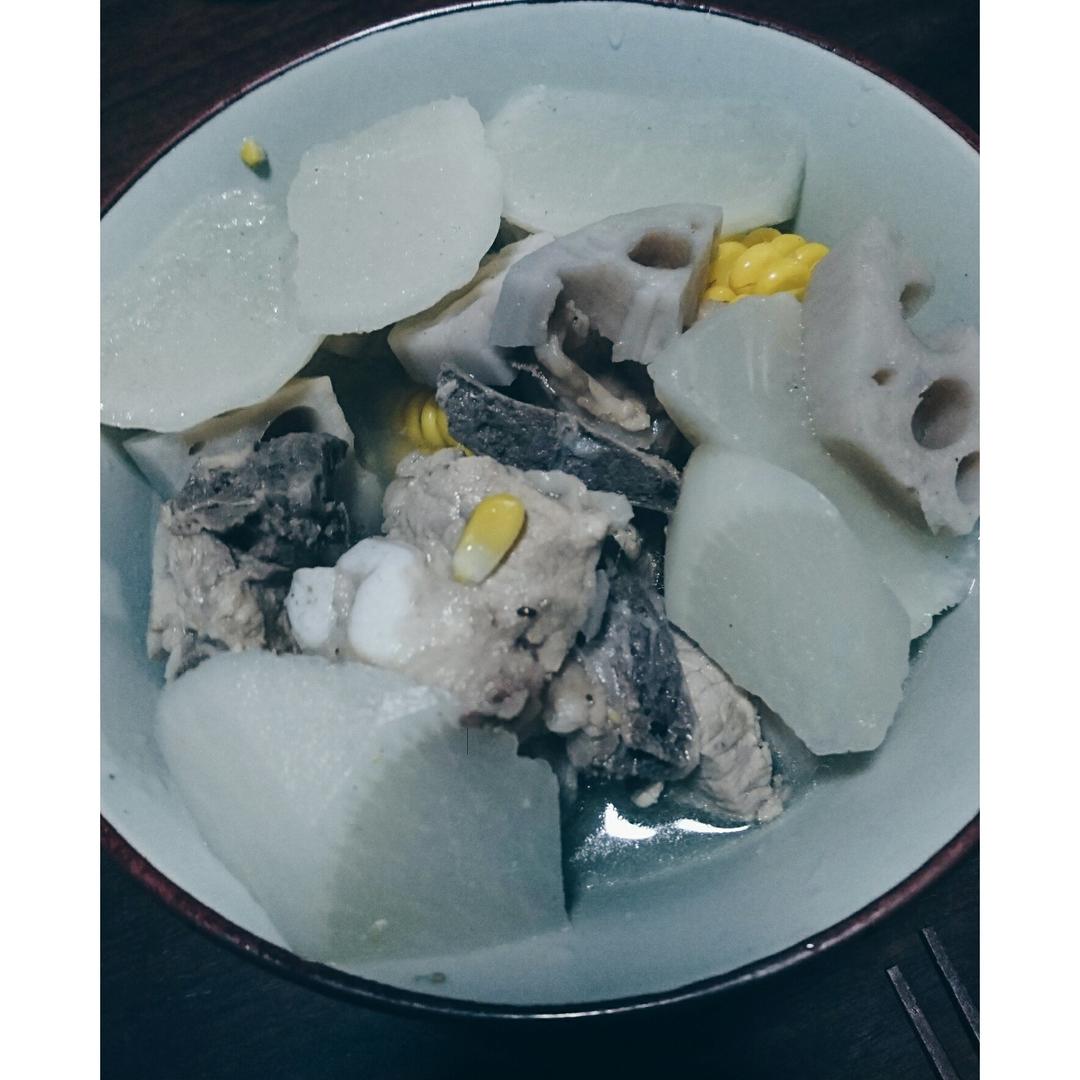 萝卜排骨汤