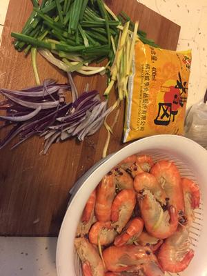 厨房课堂之糟卤虾的做法 步骤1