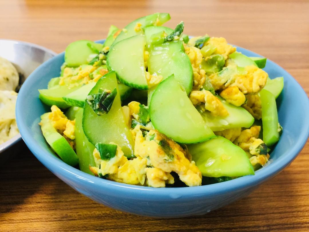 肉弹超人做的蚝油蛋炒瓜