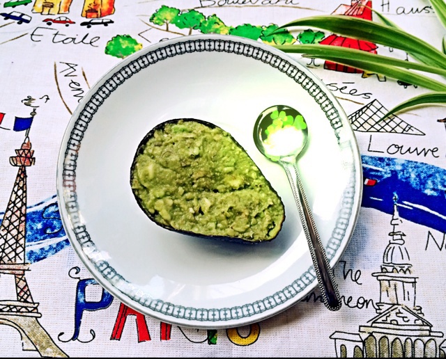 白糖拌牛油果（牛油果冰淇淋）